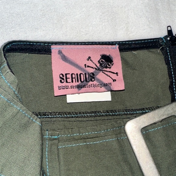 Olive Green Women's Waist Belt with Silver-Tone Buckle - Picture 2 of 6